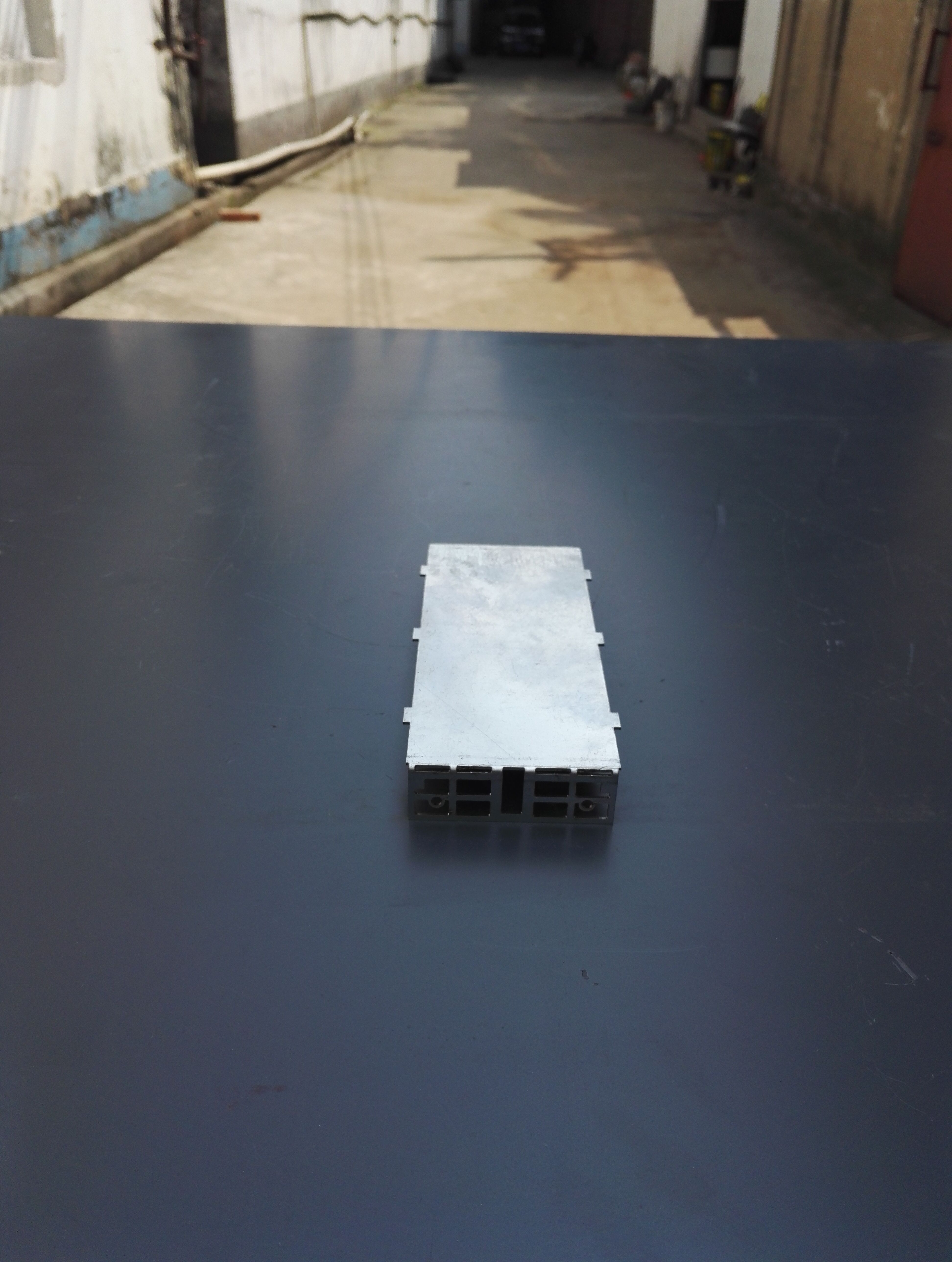 工业铝型材加工采用电泳涂装法的优点